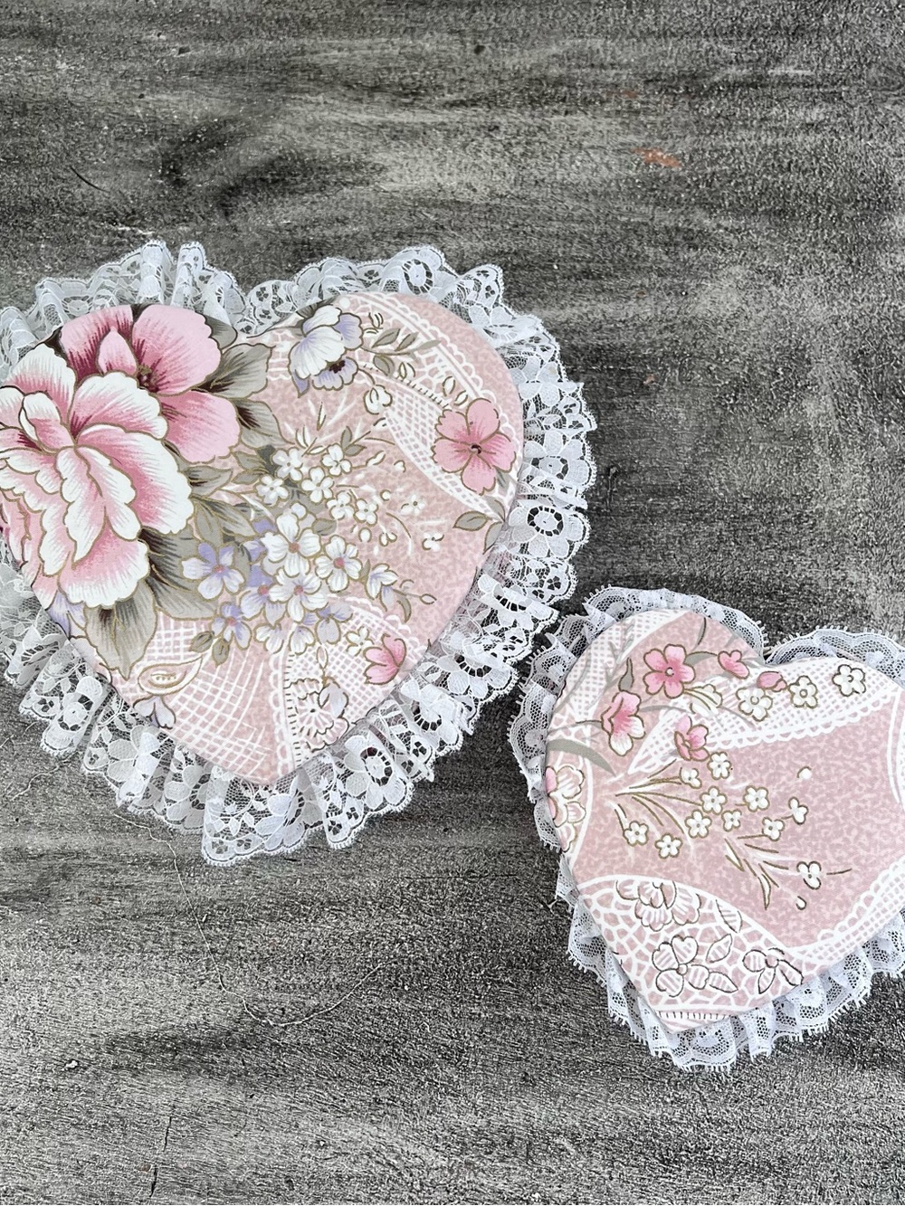 Vtg Shabby Chic Fabric Heart Storage Boxes - Set of 2 Nesting lace Trinket Boxes